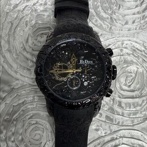 BiDen Black and Gold Men's Chronograph Watch